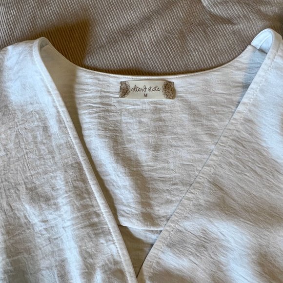 White Altar'd State Long Sleeve Blouse, size M - Picture 3 of 5
